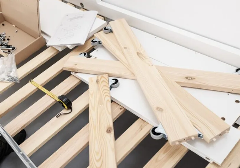 wooden bed slats with lift mechanism
